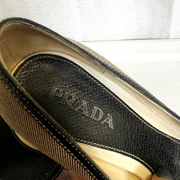 Vintage Prada Brown Buckle Canvas Leather Peep Toe Kitten Heels - Picture 5 of 12